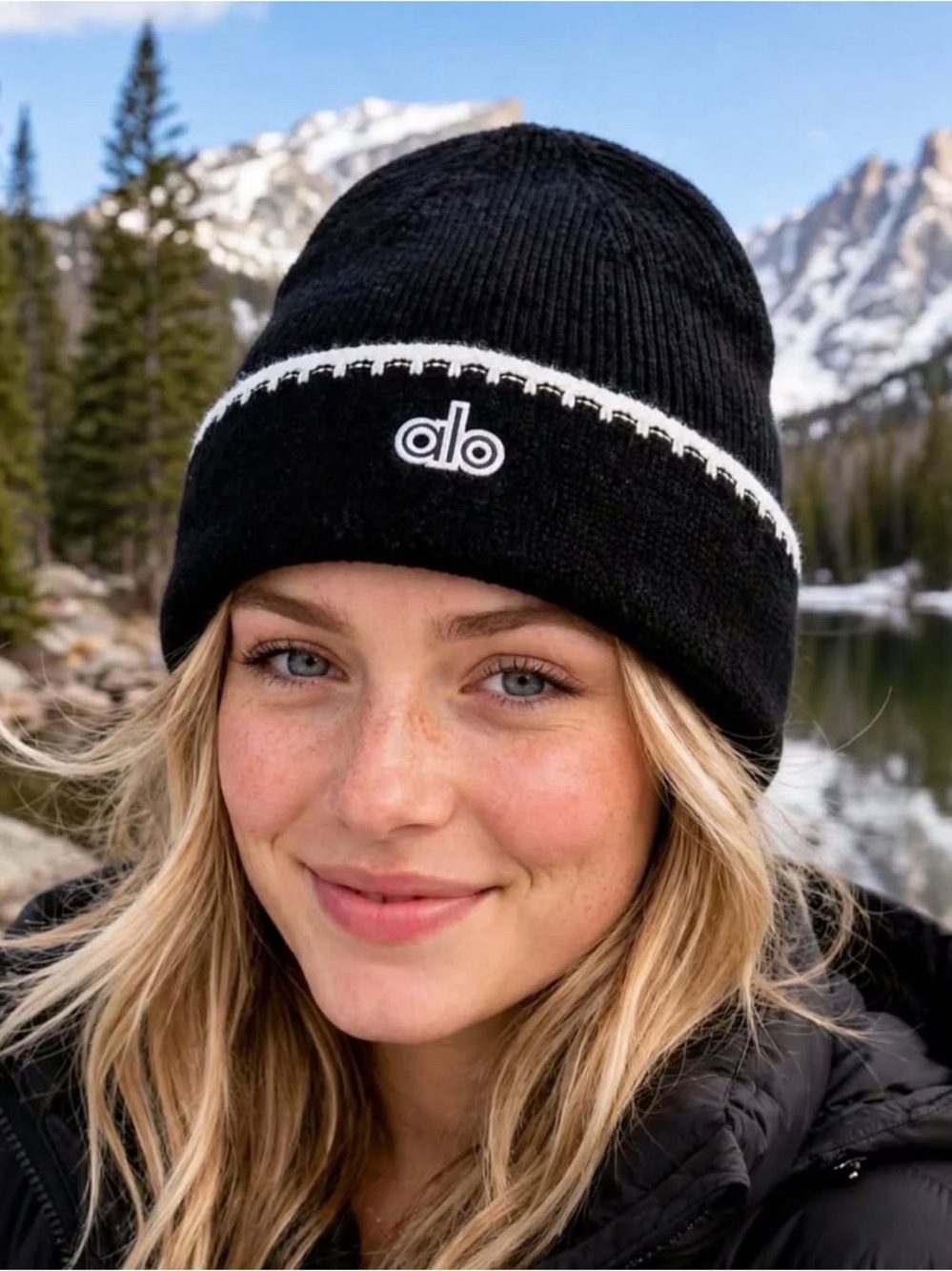 ALO Yoga Black Knit Beanie with White Accent Stitch Women’s Winter Hat